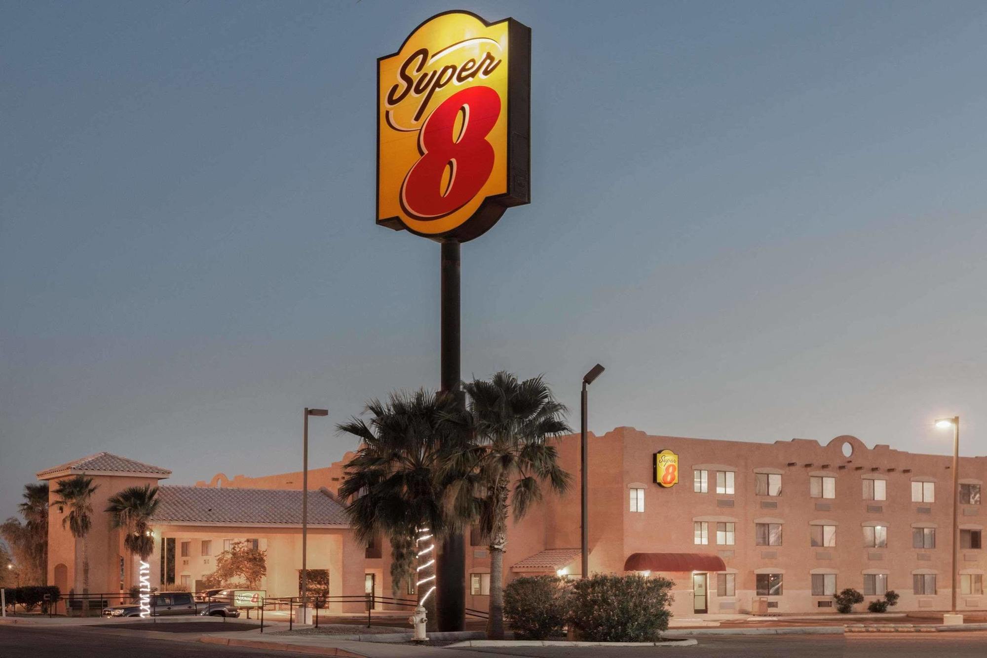 Hotel Super 8 By Wyndham Yuma Extérieur photo